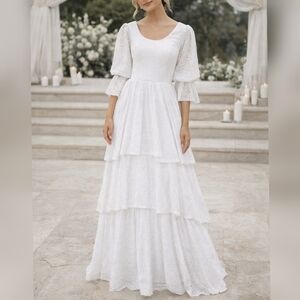 Lavetir Peasant Sleeve Tiered White Lace Wedding Dress sz 4
